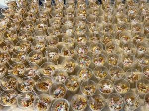 Mesrobian | ‘Hadig’ Distribution by the Parents’ Committee